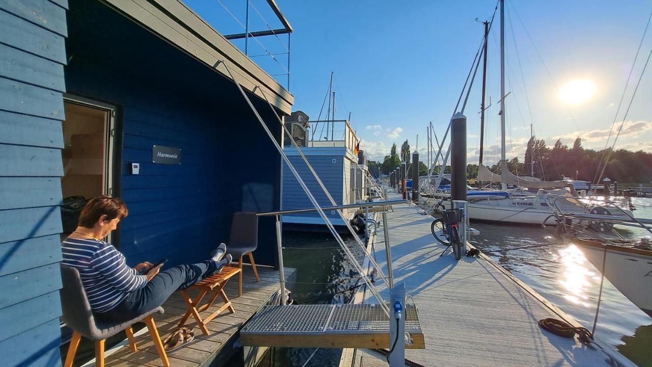 Hausboot Harmonie Hotel Stralsund Exterior foto